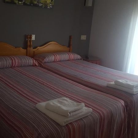 Hostal La Tablada Navaleno Extérieur photo