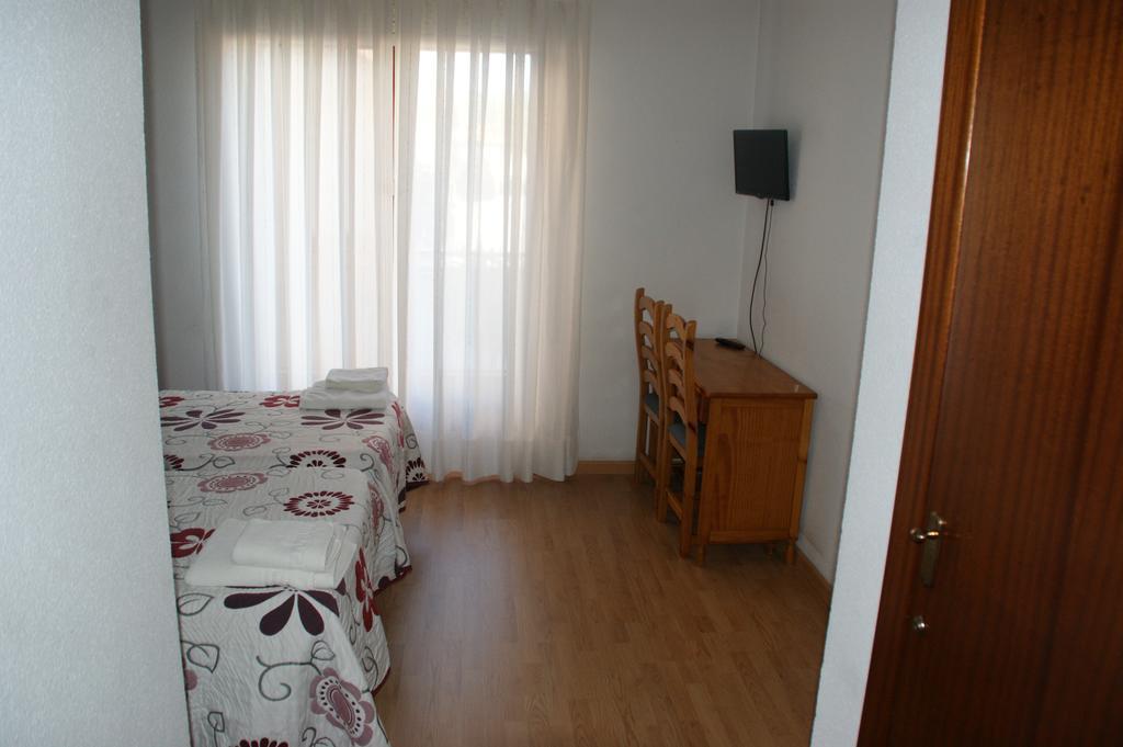 Hostal La Tablada Navaleno Extérieur photo